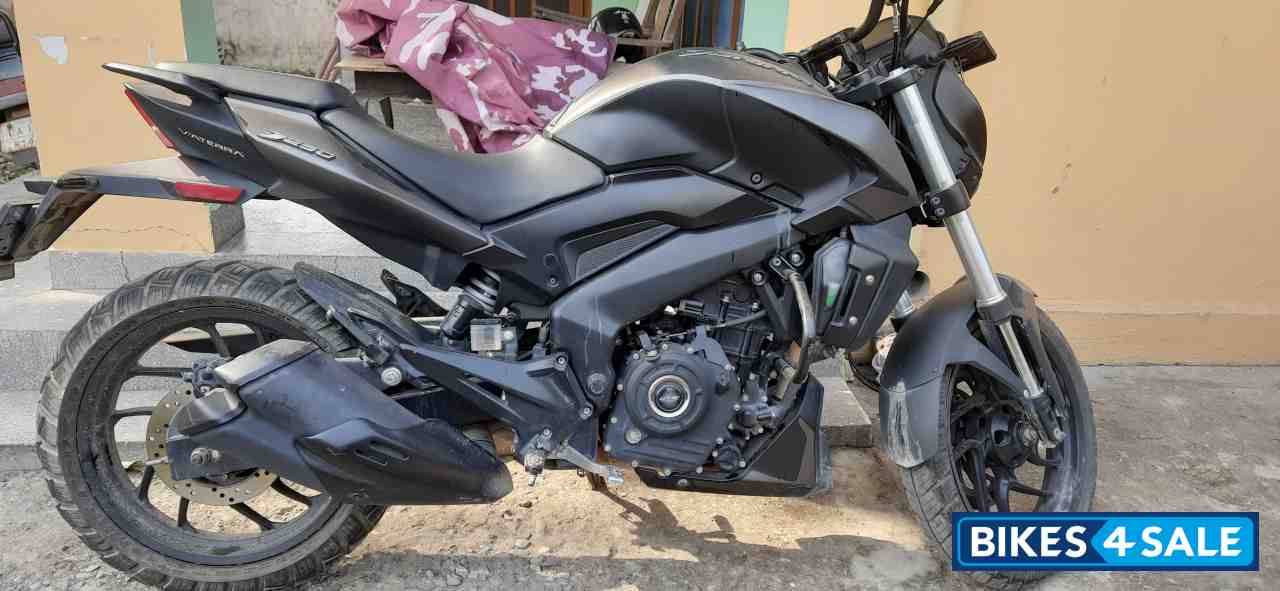 Bajaj Dominar 250