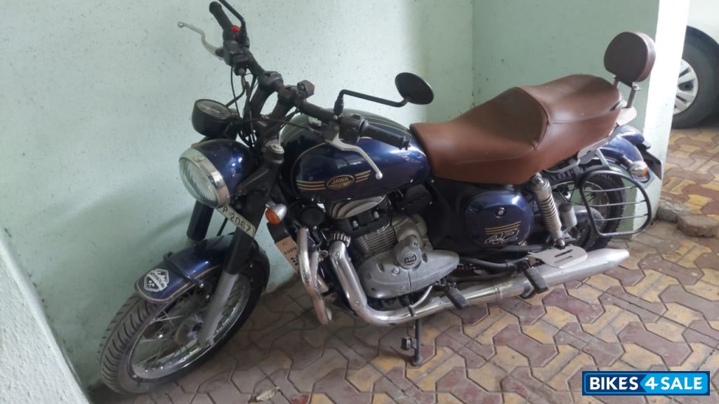 Nebula Blue Jawa forty two BS6