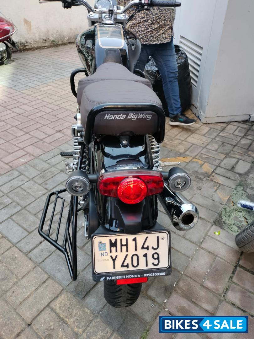 Pearl Black Honda Hness Anniversary Edition