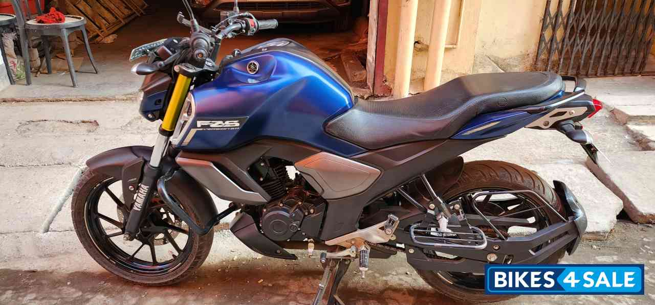 Mat Blue Yamaha FZ-S FI V3