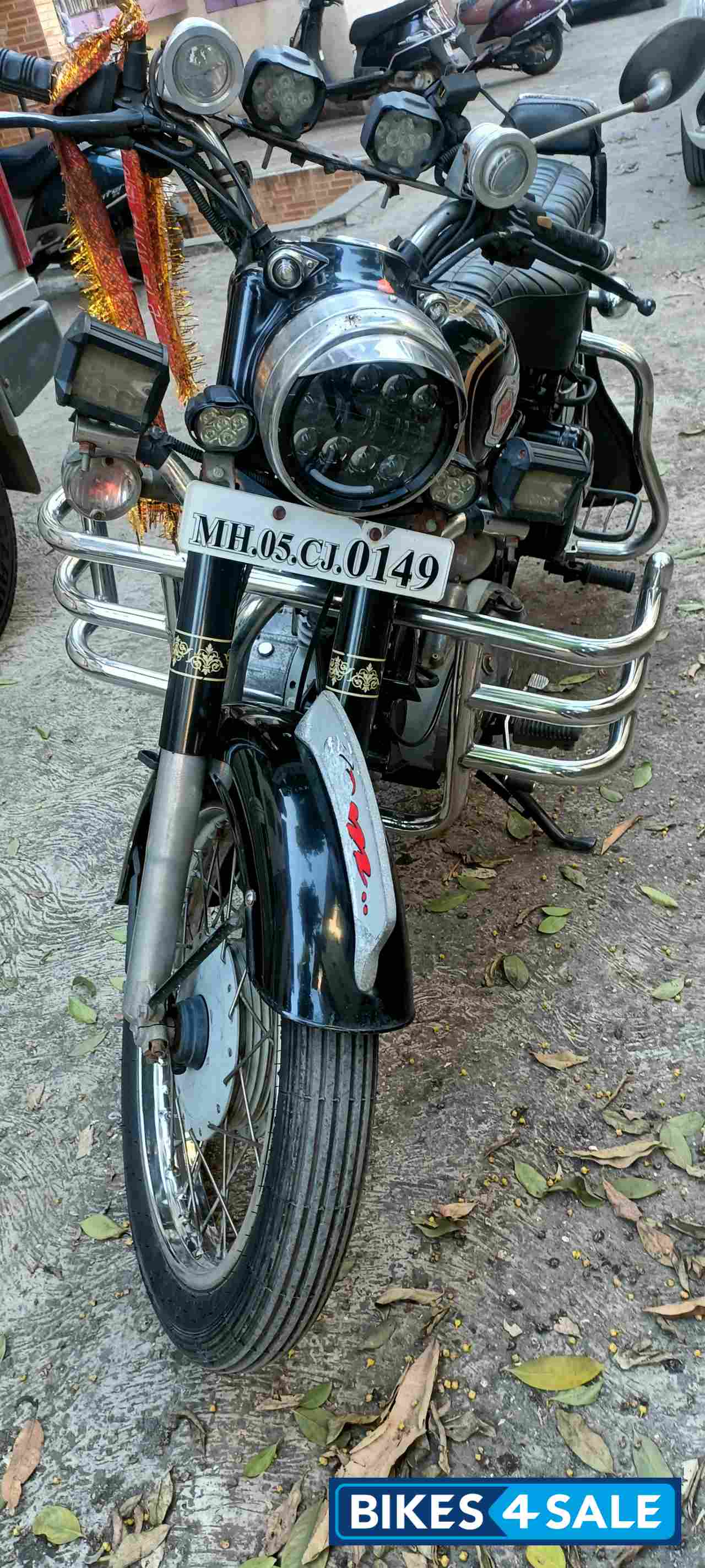 Black Royal Enfield Bullet Standard 350 Black Royal Enfield Bullet Standard 350