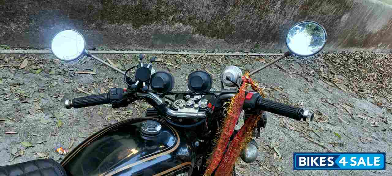 Black Royal Enfield Bullet Standard 350 Black Royal Enfield Bullet Standard 350