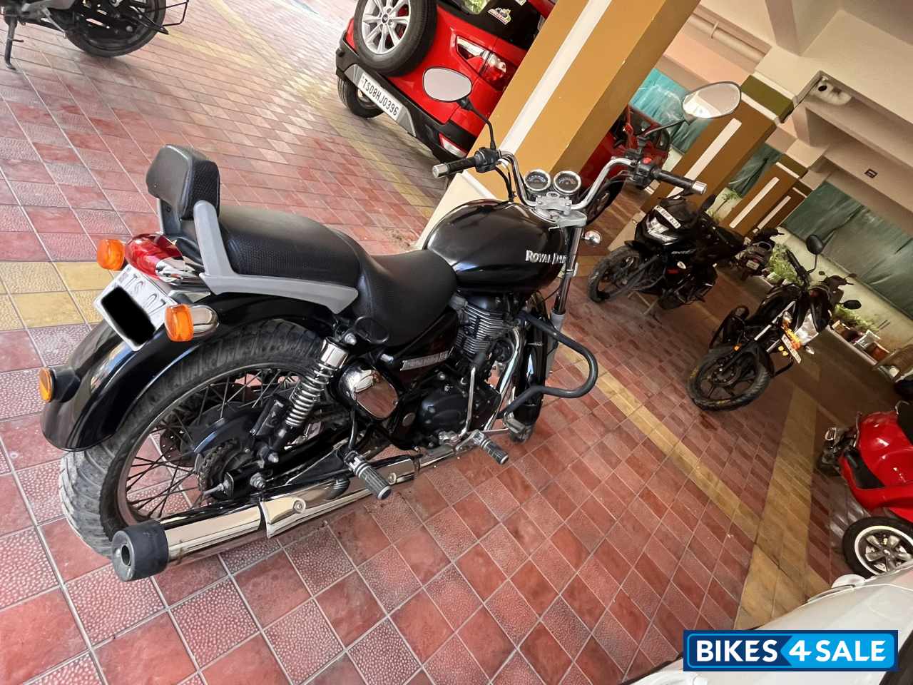 Royal Enfield Thunderbird 350 Royal Enfield Thunderbird 350