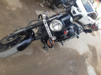 Bajaj Avenger Street 220