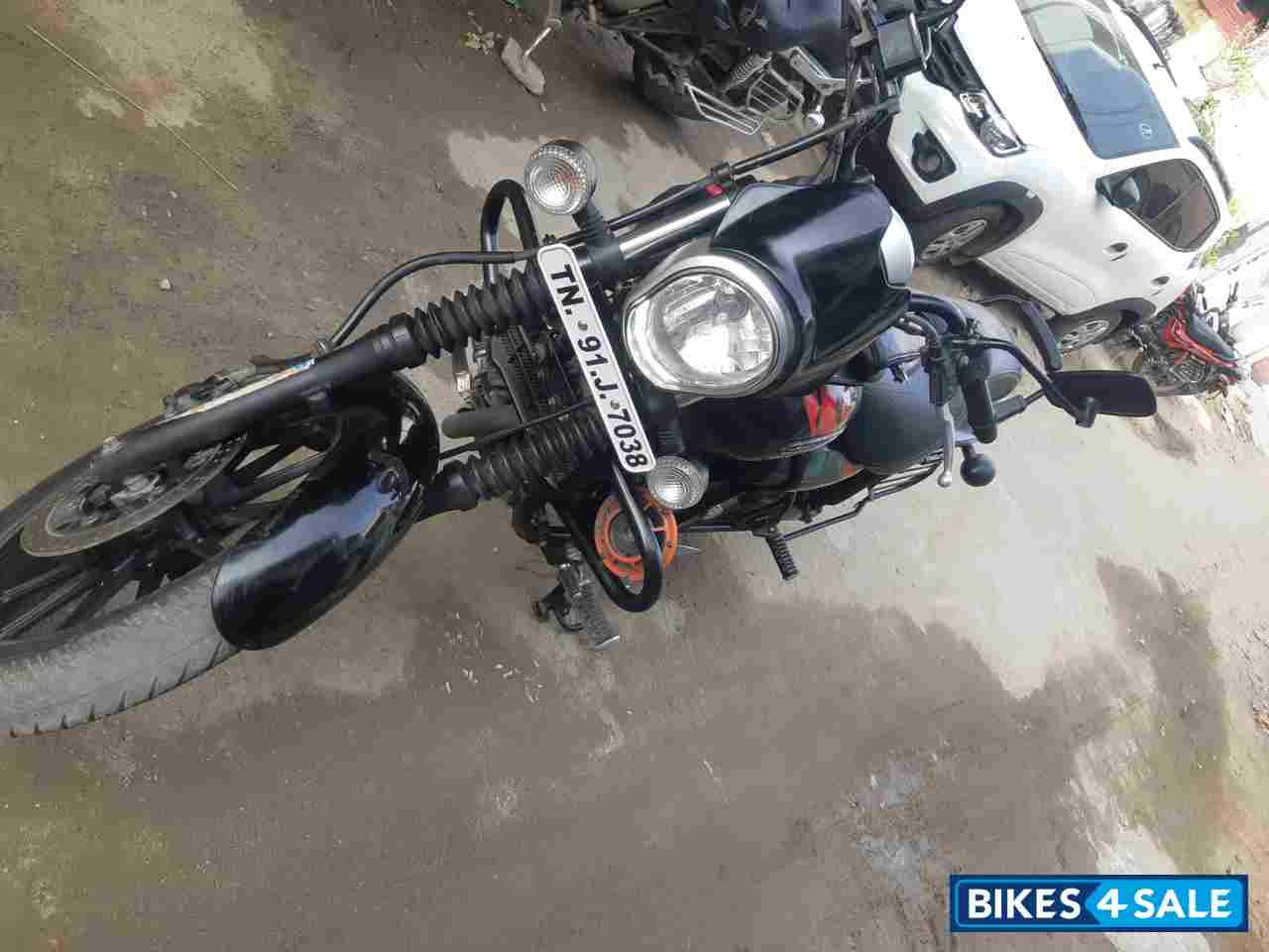 Bajaj Avenger Street 220