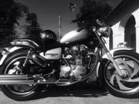 Silver Royal Enfield Thunderbird 350