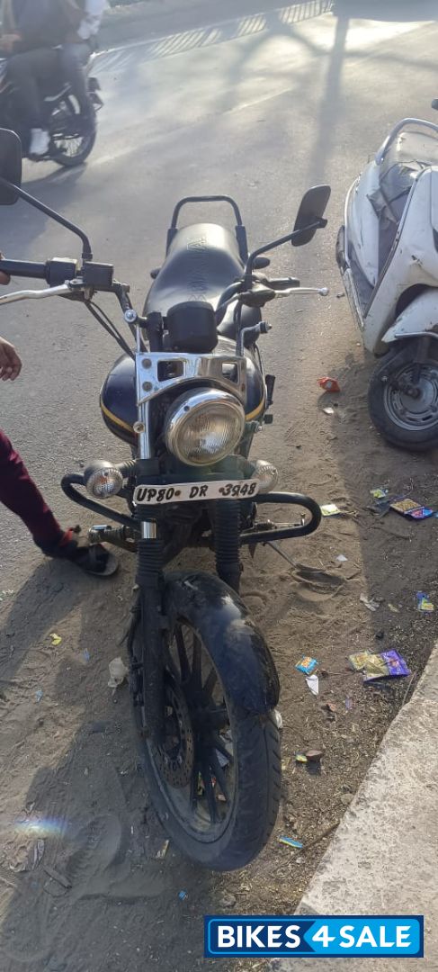 Bajaj Avenger Street 150