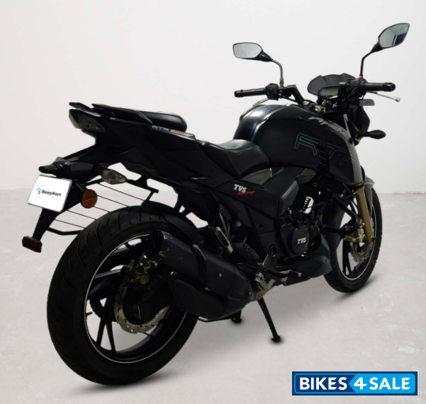 TVS Apache RTR 200 4V