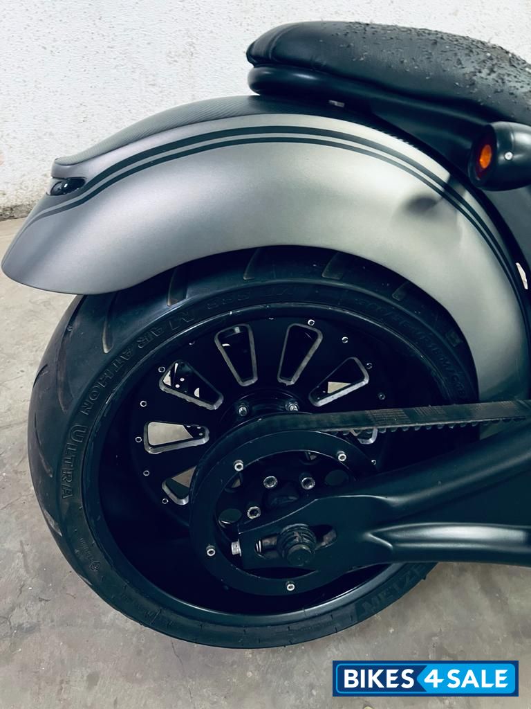 Royal Enfield Classic 500