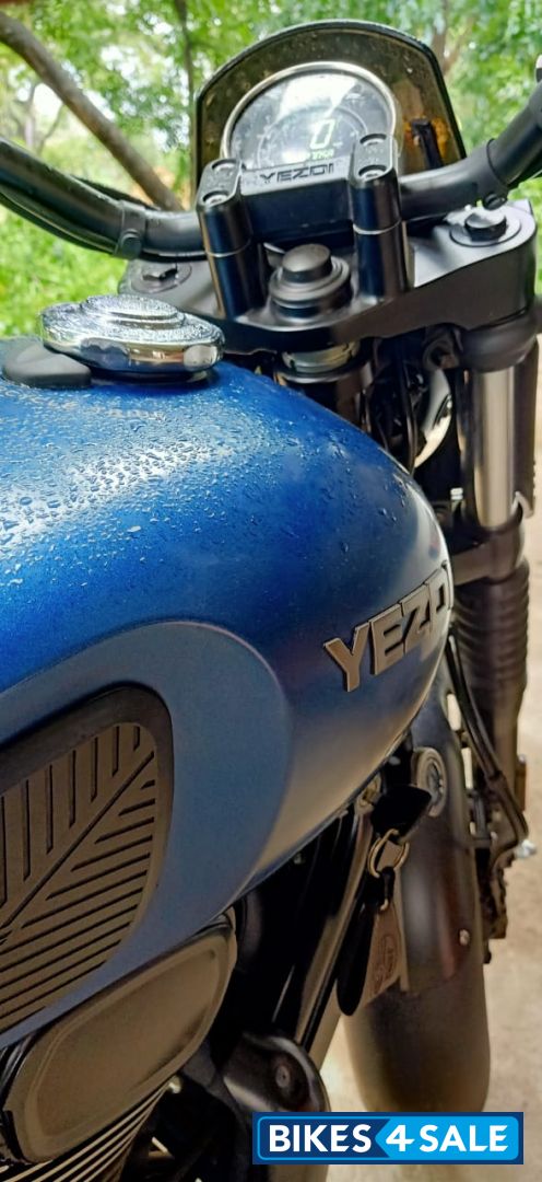 Steel Blue Yezdi Roadster Dark