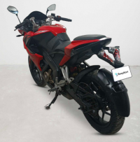 Bajaj Pulsar RS 200