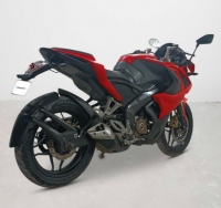 Bajaj Pulsar RS 200