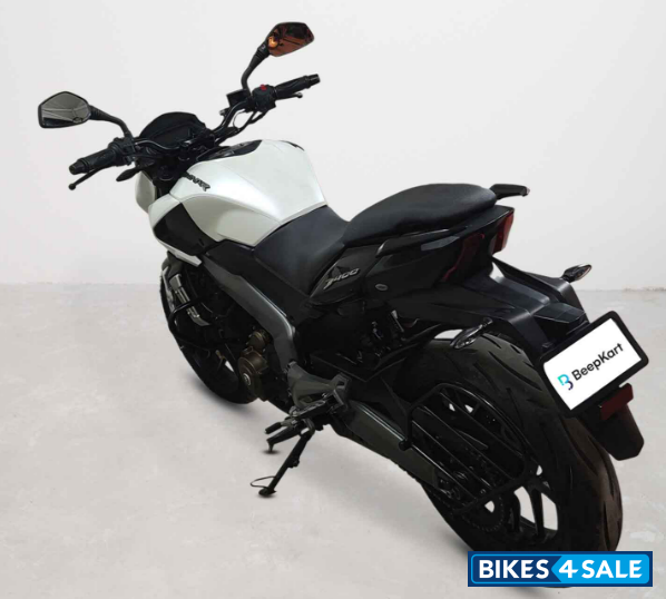 Bajaj Dominar 400