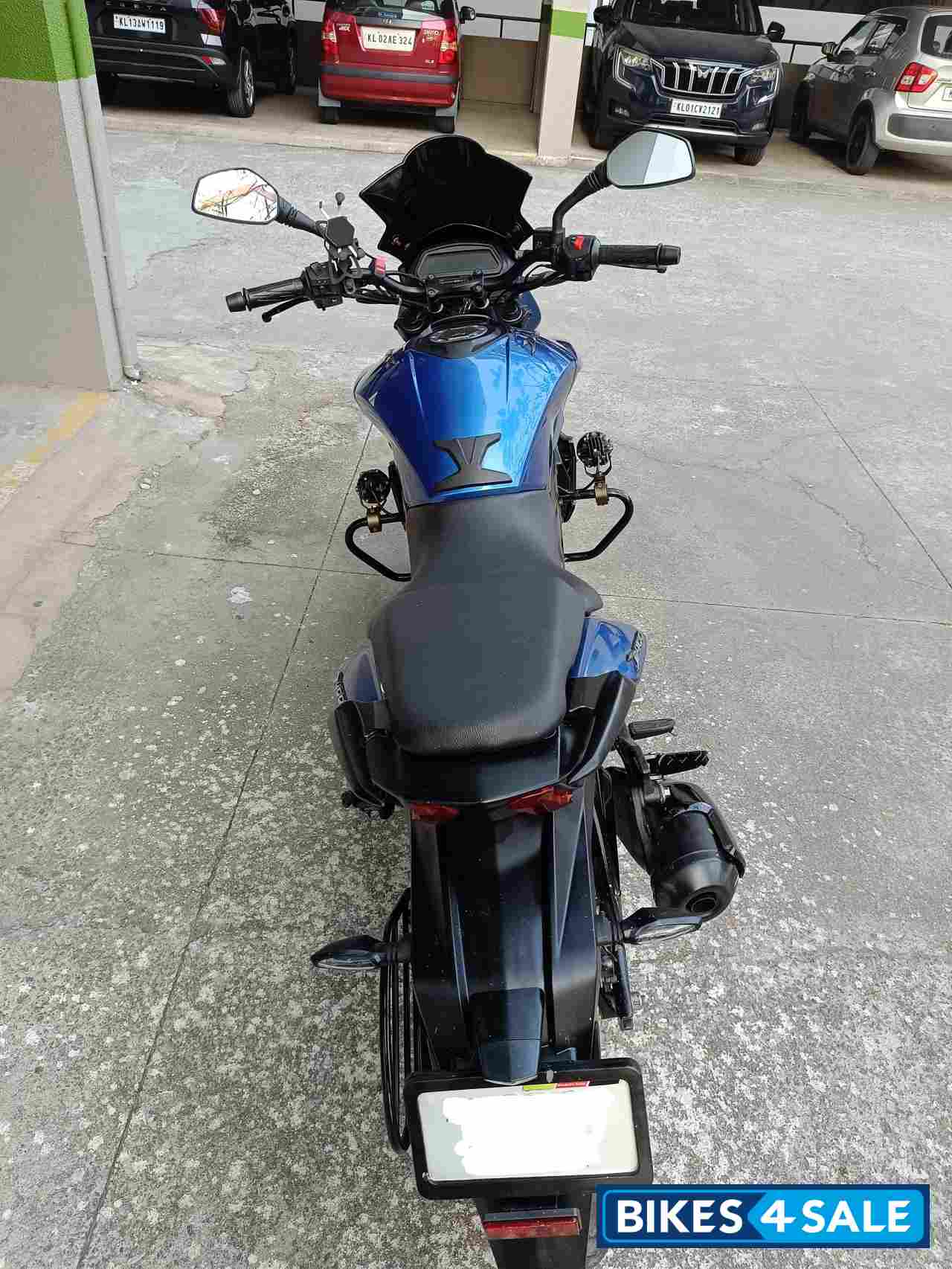Bajaj Dominar 400 Disc