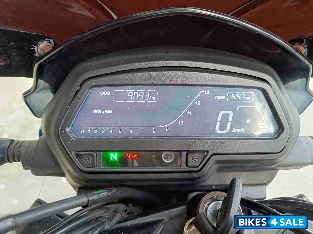 Bajaj Dominar 400 Disc