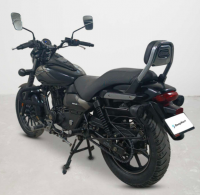 Bajaj Avenger Street 160