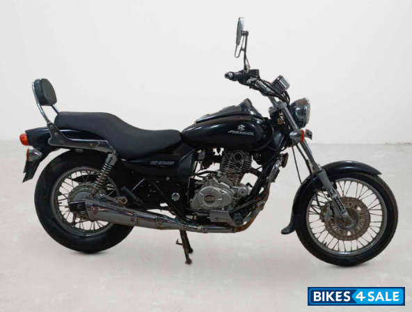 Bajaj Avenger 220 DTS-i