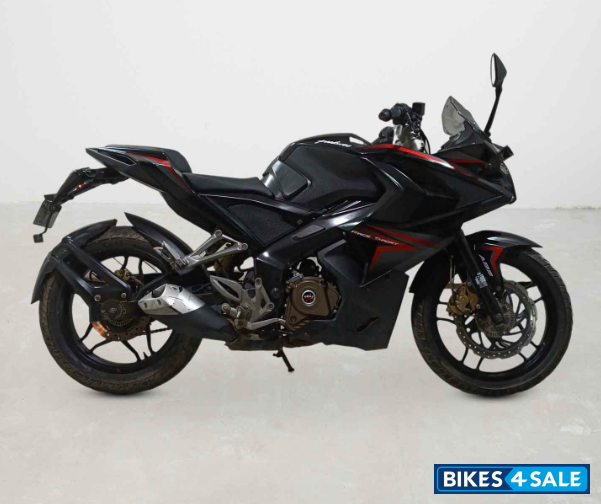 Bajaj Pulsar RS 200 Bajaj Pulsar RS 200