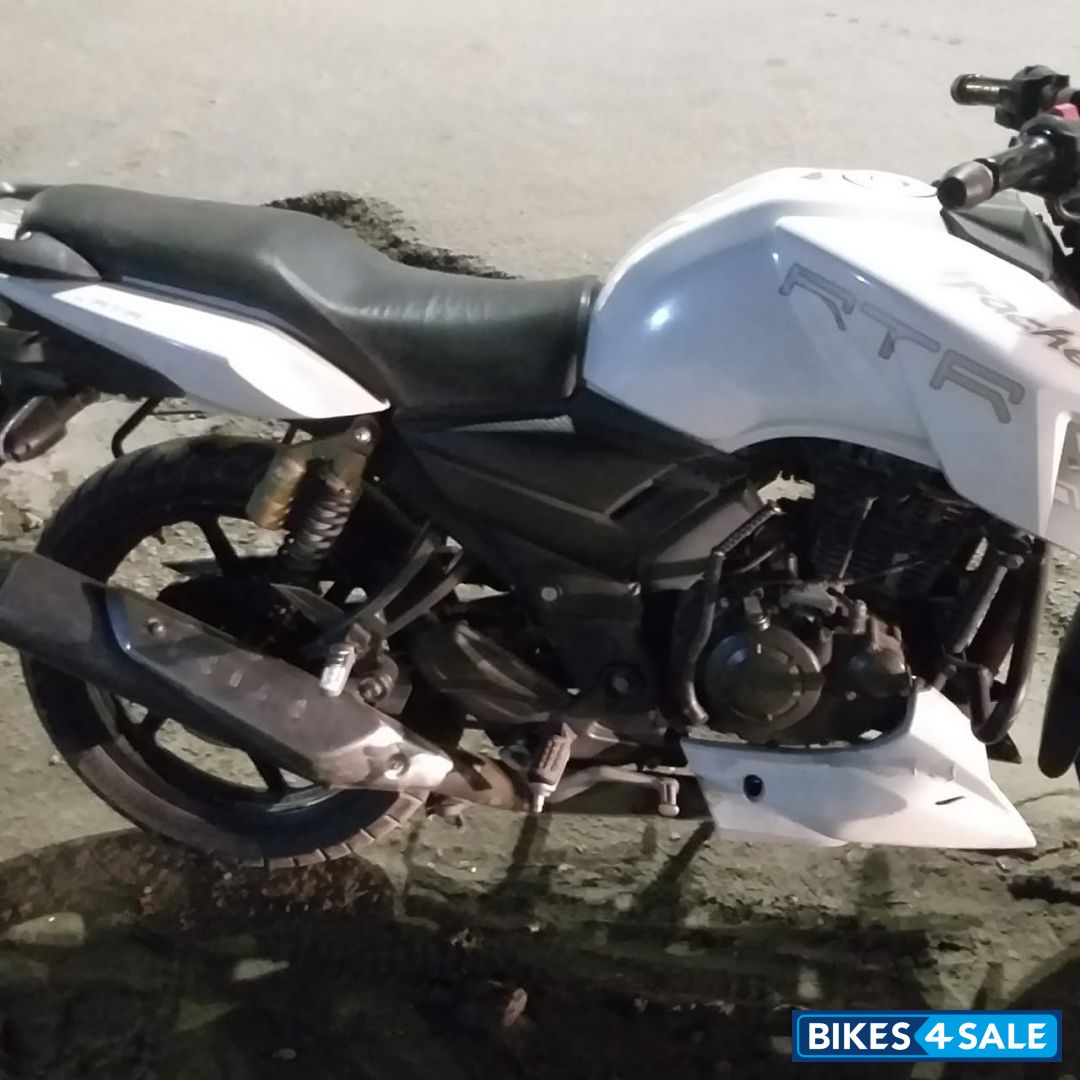 TVS Apache RTR 180