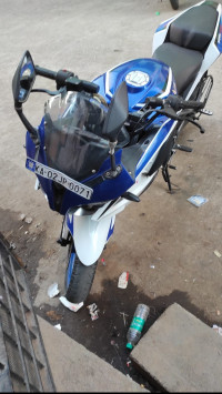 Bajaj Pulsar RS 200