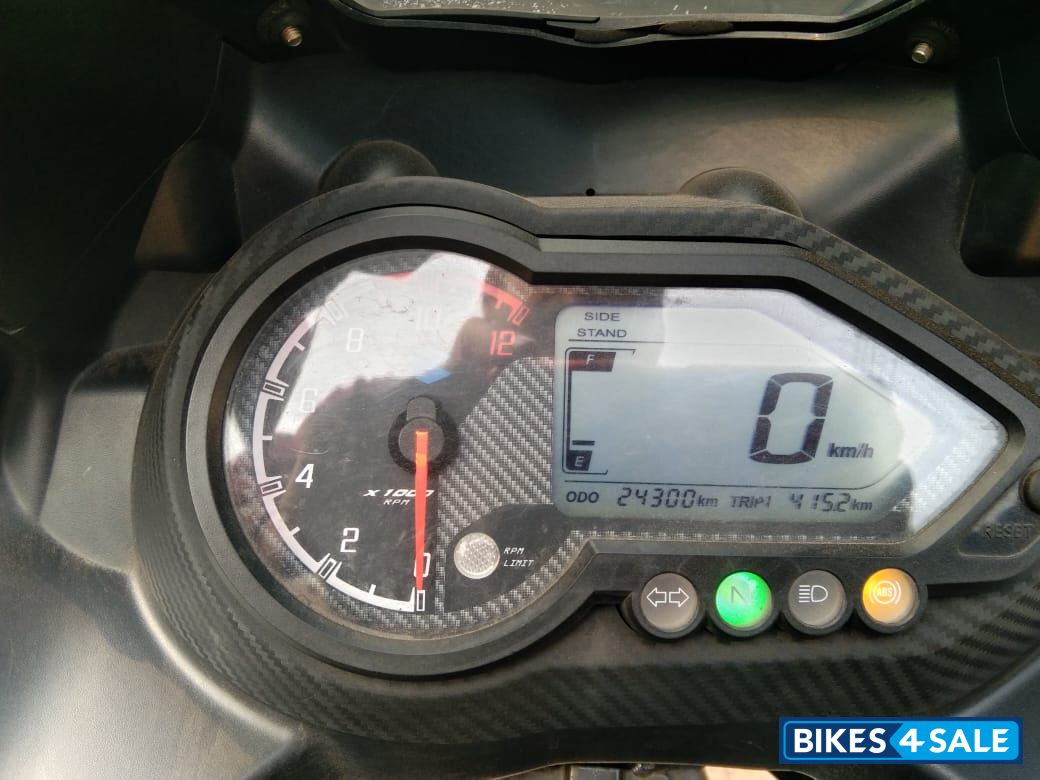 Matte Black And Neon Orange Bajaj Pulsar 180