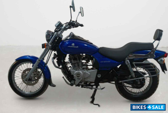 Bajaj Avenger 180 DTS-i