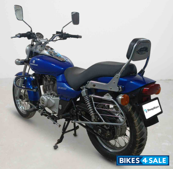 Bajaj Avenger 180 DTS-i