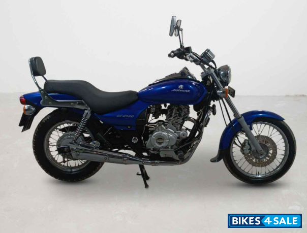 Bajaj Avenger 180 DTS-i