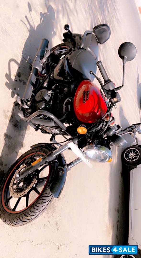 Royal Enfield Meteor 350 Fireball