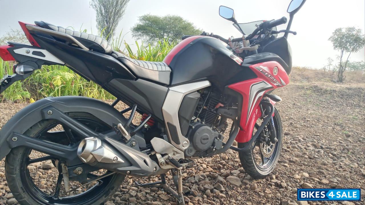 Red Black Yamaha Fazer FI V2
