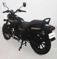 Bajaj Avenger Street 220