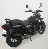 Bajaj Avenger Street 220
