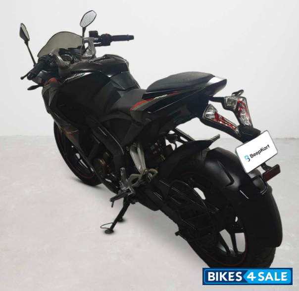 Bajaj Pulsar RS 200 Bajaj Pulsar RS 200