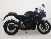 Bajaj Pulsar RS 200