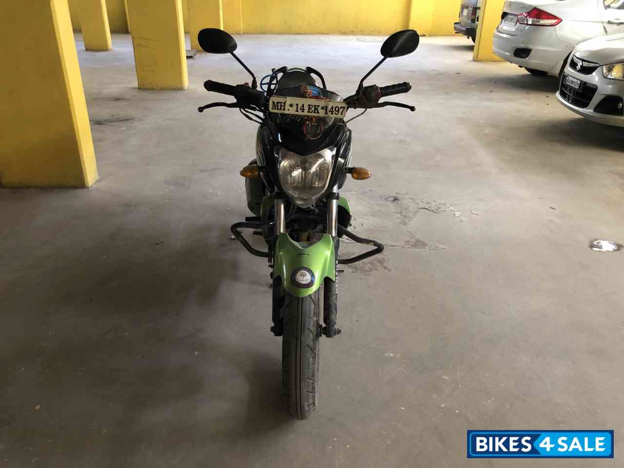 Black Green Yamaha FZ-S