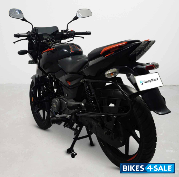 Bajaj Pulsar 125