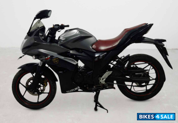 Suzuki Gixxer SF