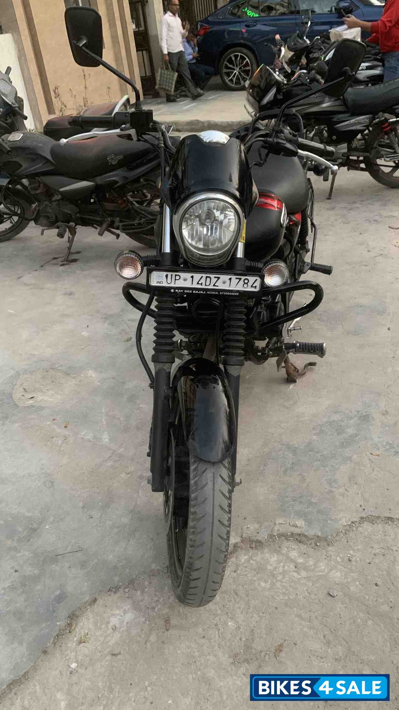 Bajaj Avenger Street 220