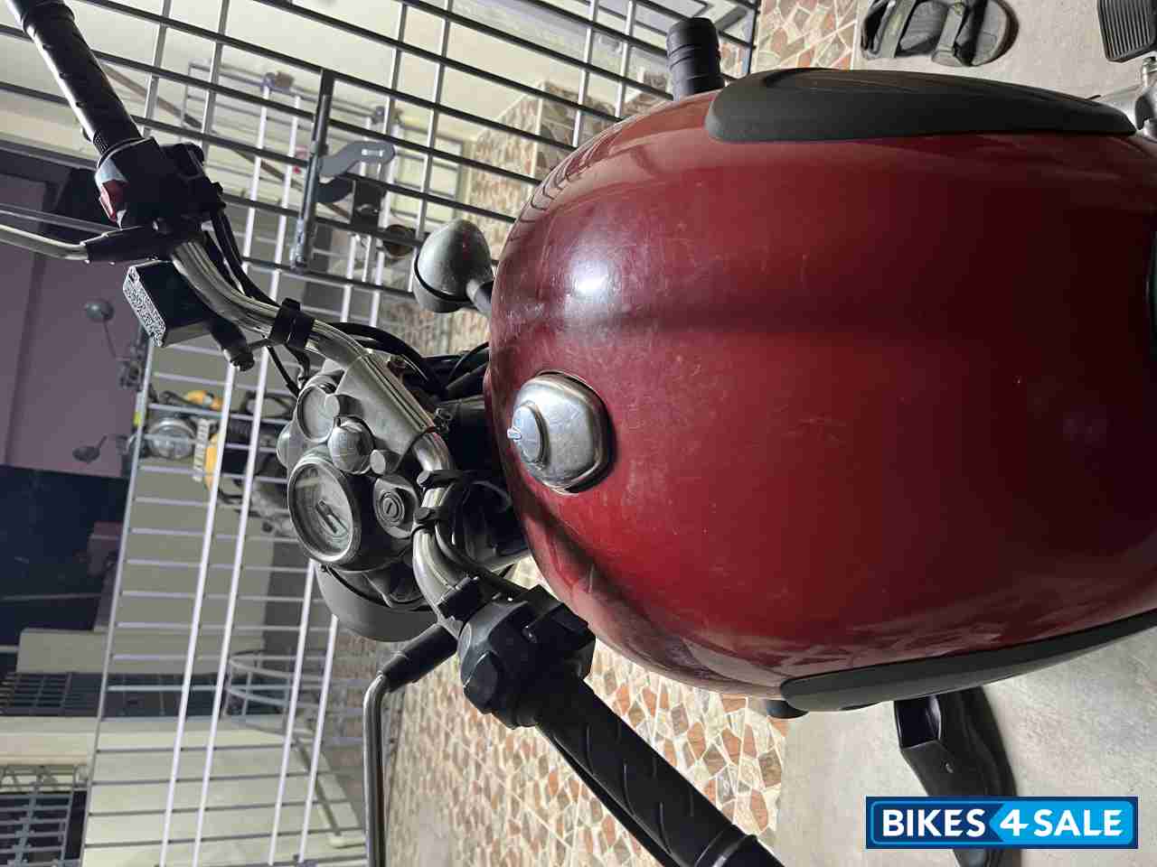 Royal Enfield Classic 350 Redditch Red