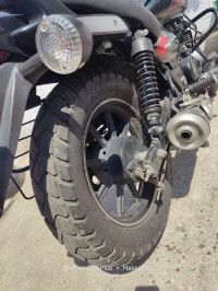 Black Bajaj Avenger Street 220