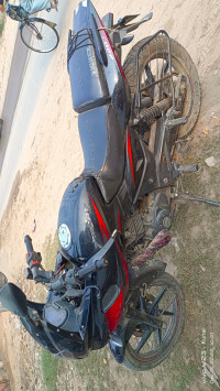 Bajaj Pulsar 220 DTSi