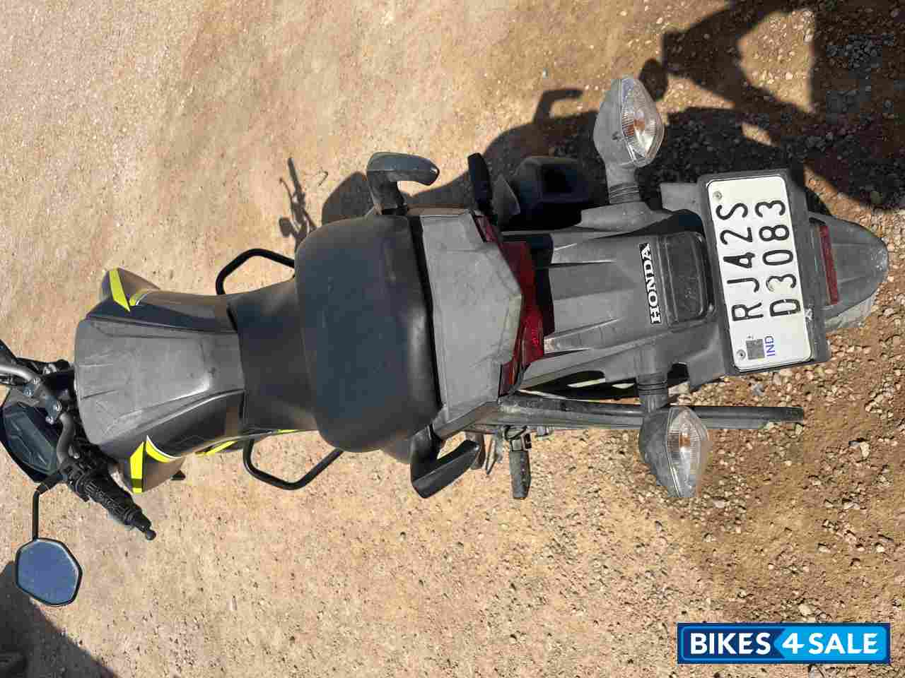 Honda CB Hornet 160R