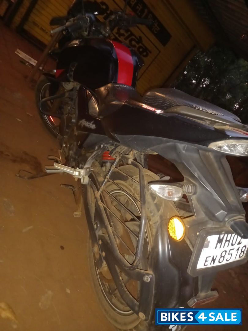 TVS Apache RTR 200 4V