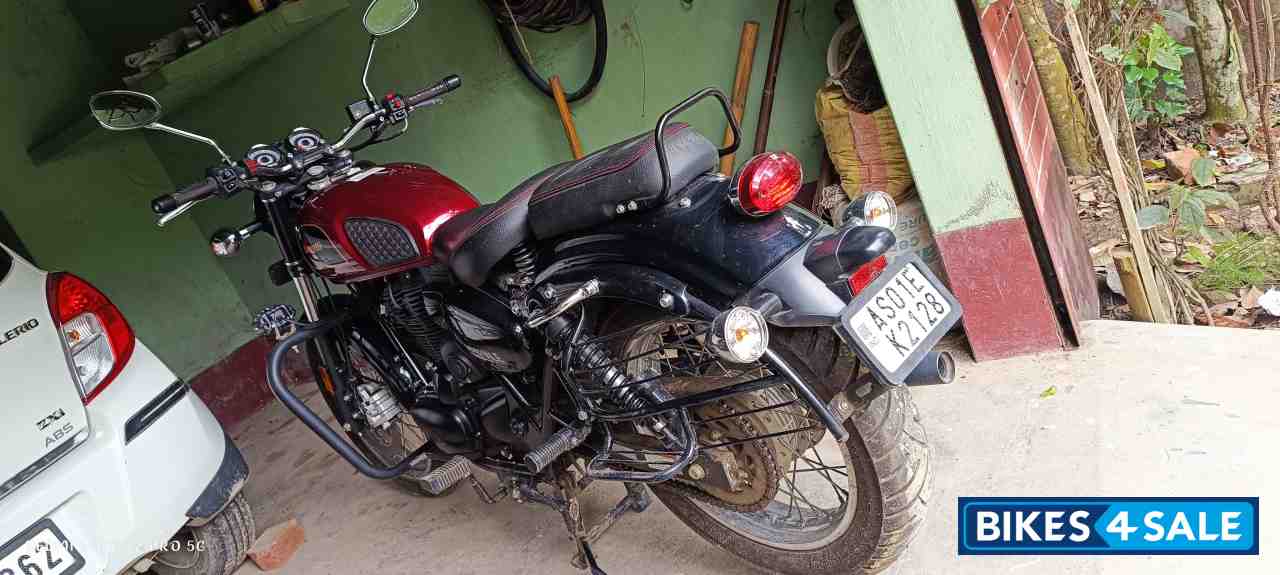 Red Benelli Imperiale 400