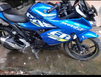 Blue Suzuki Gixxer SF