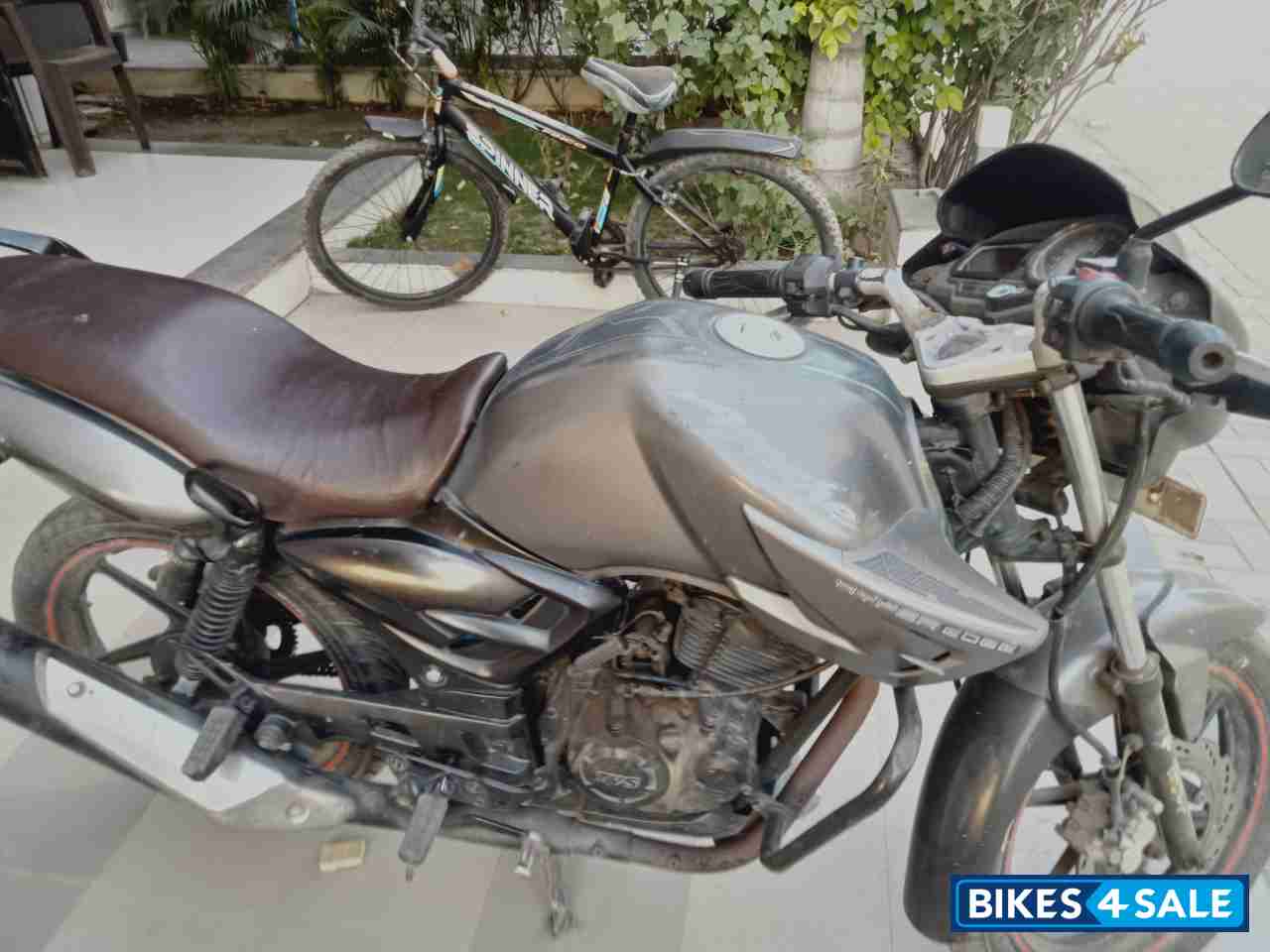 Grey TVS Apache RTR 160