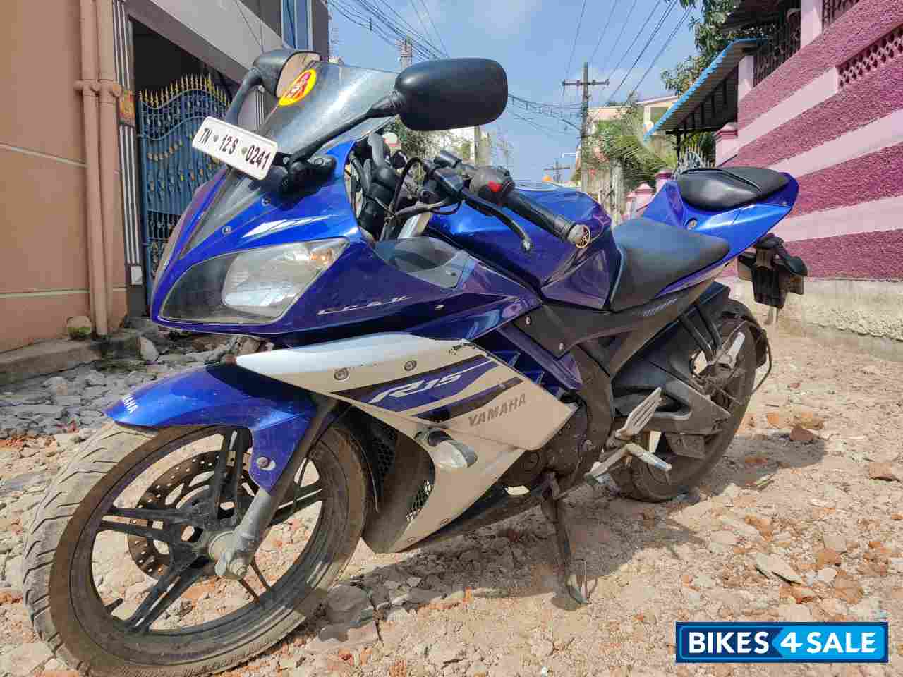 Yamaha YZF R15 V2