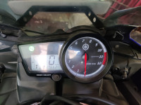 Yamaha YZF R15 V2