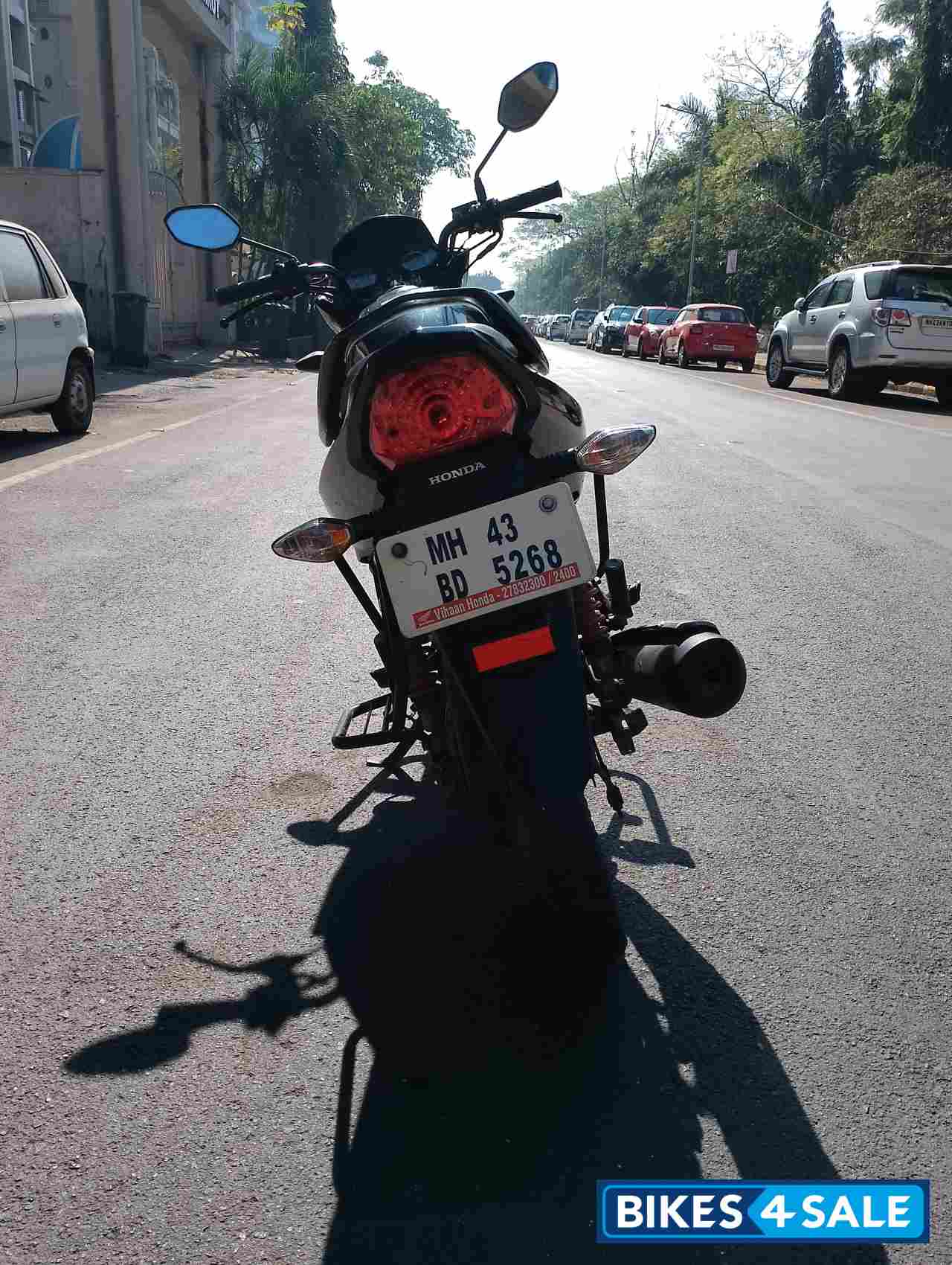 Black Honda Livo 110