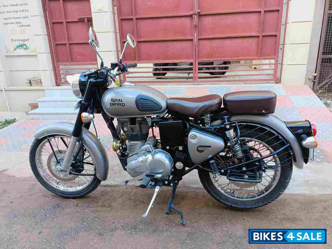 Royal Enfield Classic Gunmetal Grey